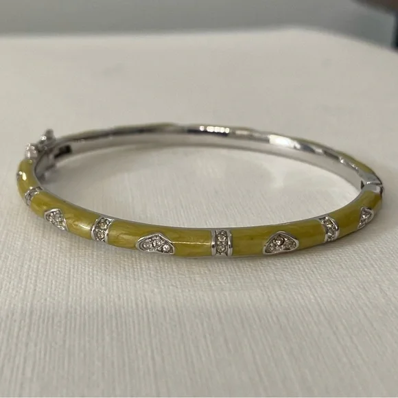 BANGLE Bracelet Enamel with Hearts Crystals Design - Picture 5 of 7